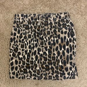 Medium cheetah skirt